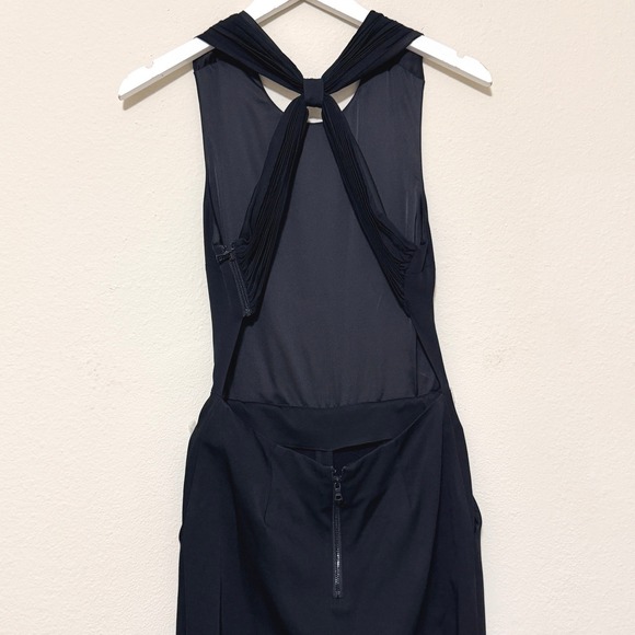 Alice + Olivia Women's Black Hiloti Cross Back Silk Blend Jumpsuit Size 2 - Picture 4 of 14